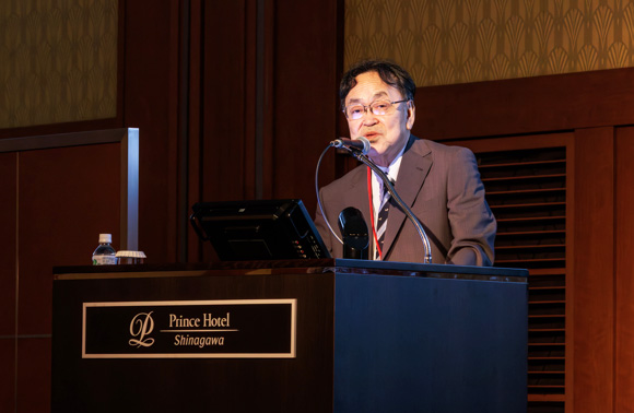 大津先生（財団理事）によるご講演「がん治療開発のこれまでとこれから」